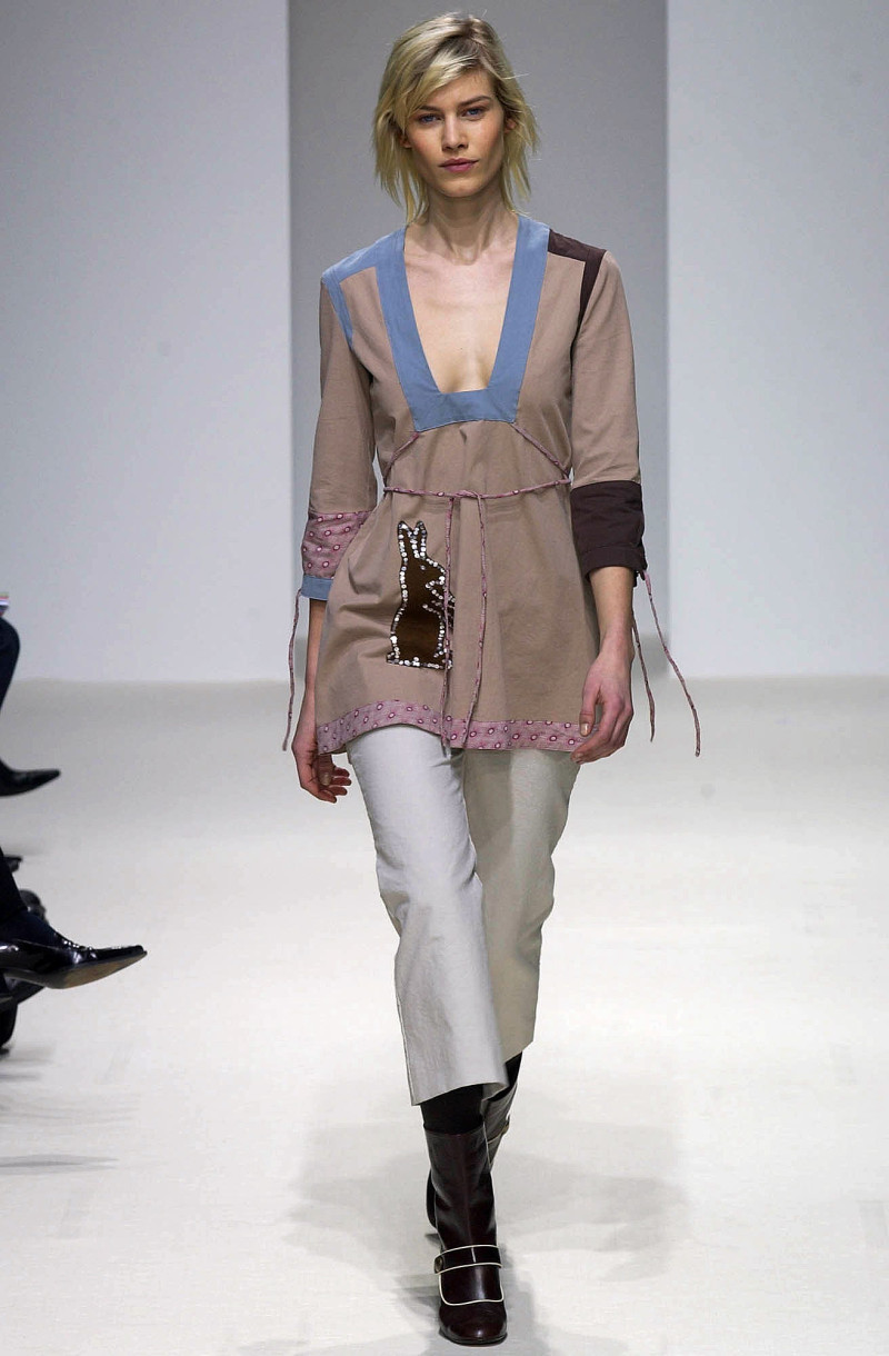 Marni fashion show for Autumn/Winter 2002