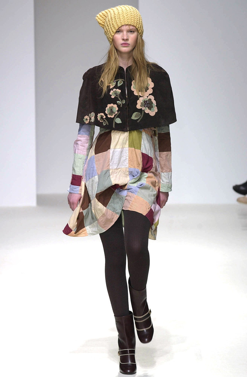 Marni fashion show for Autumn/Winter 2002