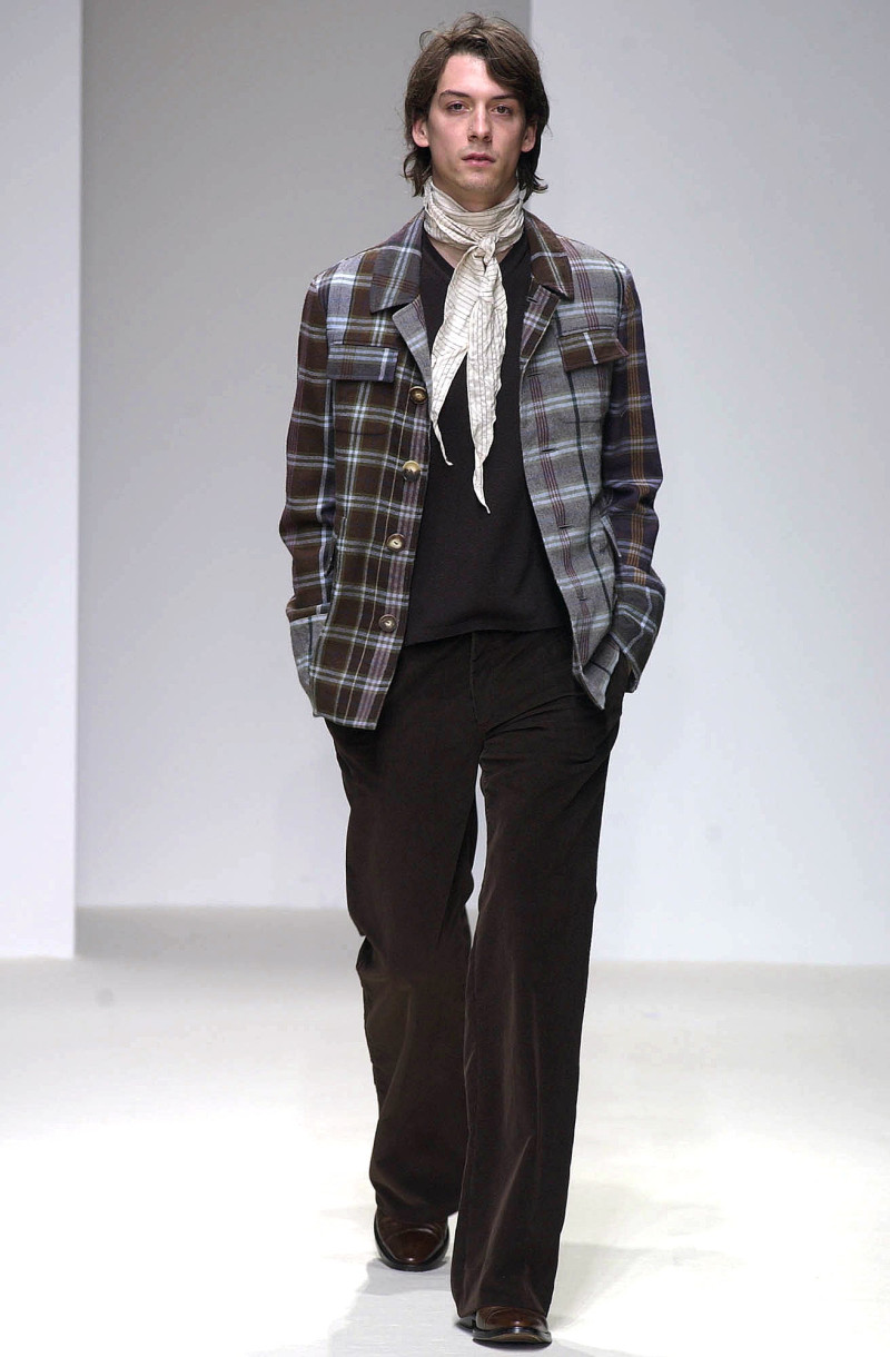 Marni fashion show for Autumn/Winter 2002