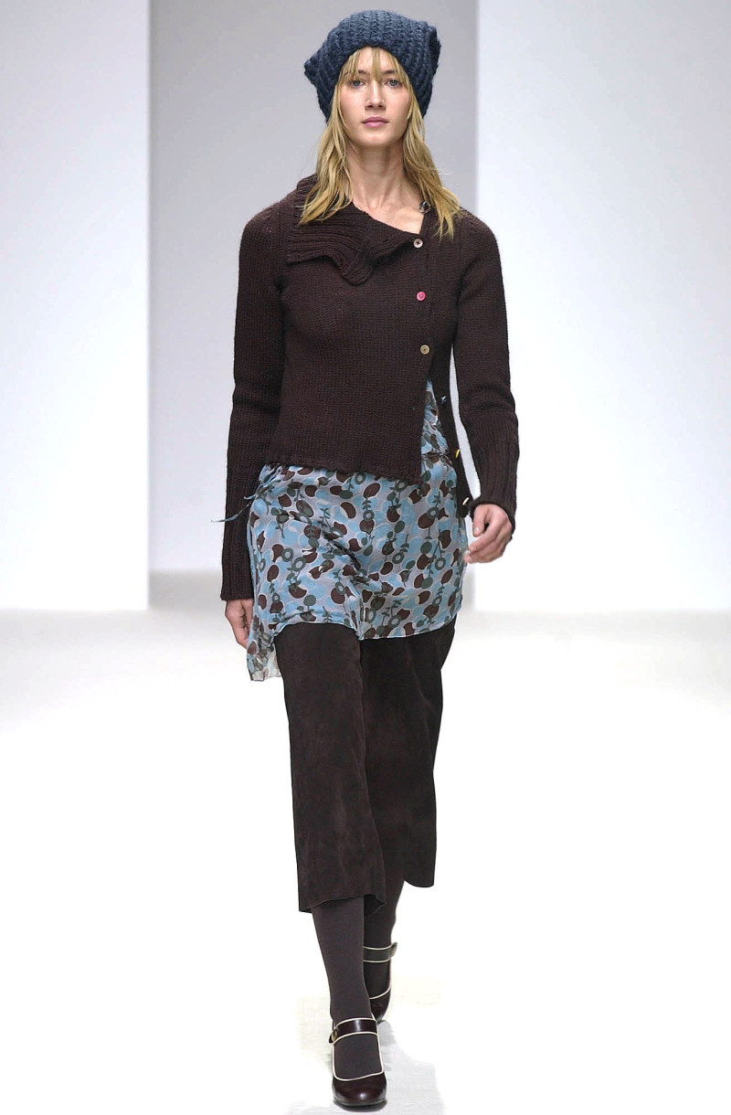 Marni fashion show for Autumn/Winter 2002