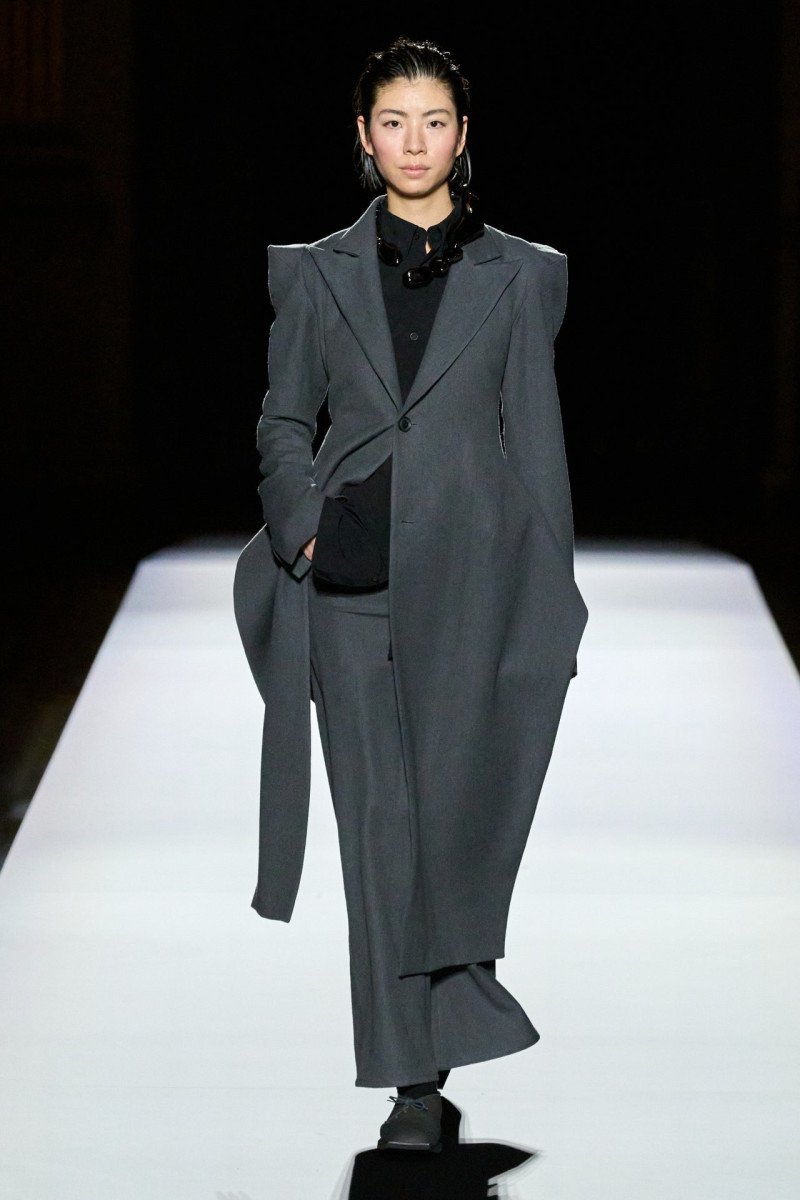 Yohji Yamamoto fashion show for Autumn/Winter 2024