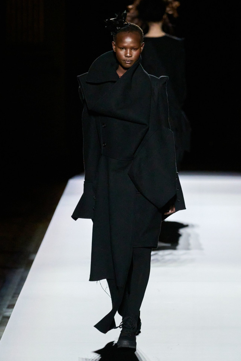 Yohji Yamamoto fashion show for Autumn/Winter 2024