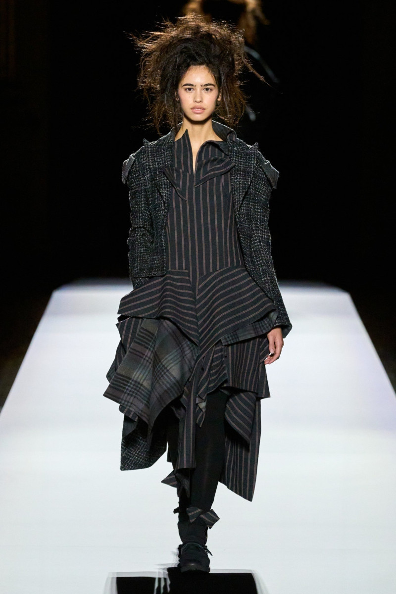 Yohji Yamamoto fashion show for Autumn/Winter 2024