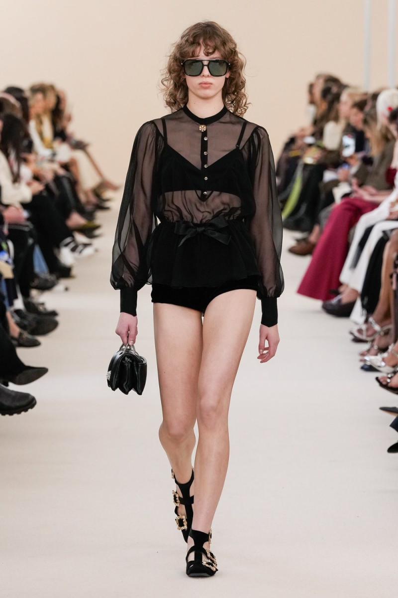 Giambattista Valli fashion show for Autumn/Winter 2024