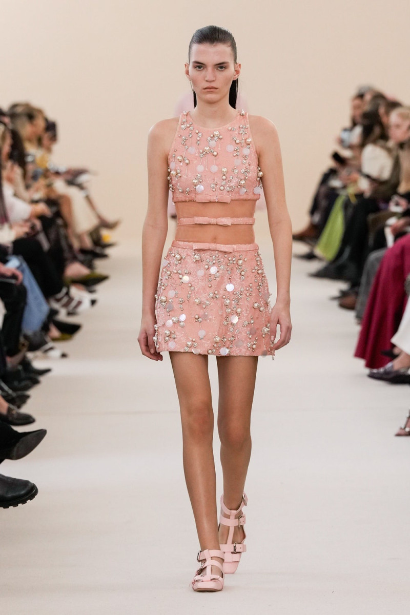 Giambattista Valli fashion show for Autumn/Winter 2024