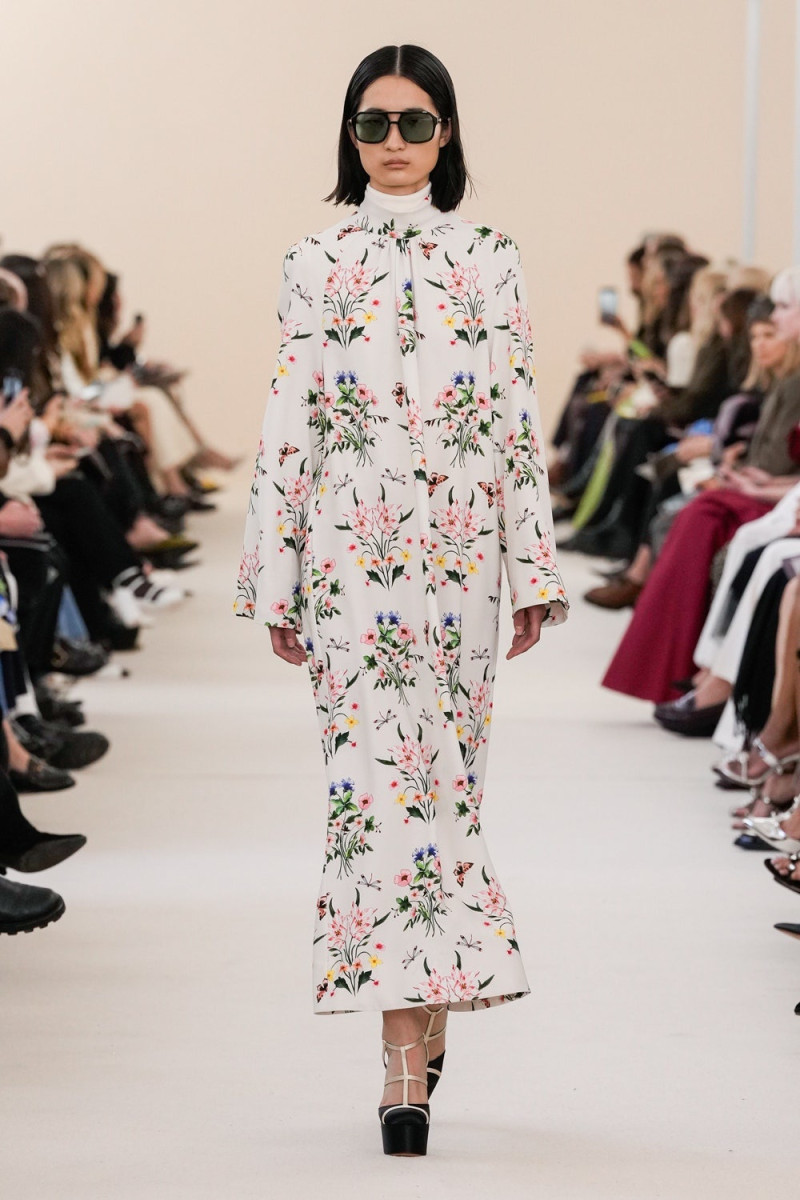 Xinjun Yang featured in  the Giambattista Valli fashion show for Autumn/Winter 2024
