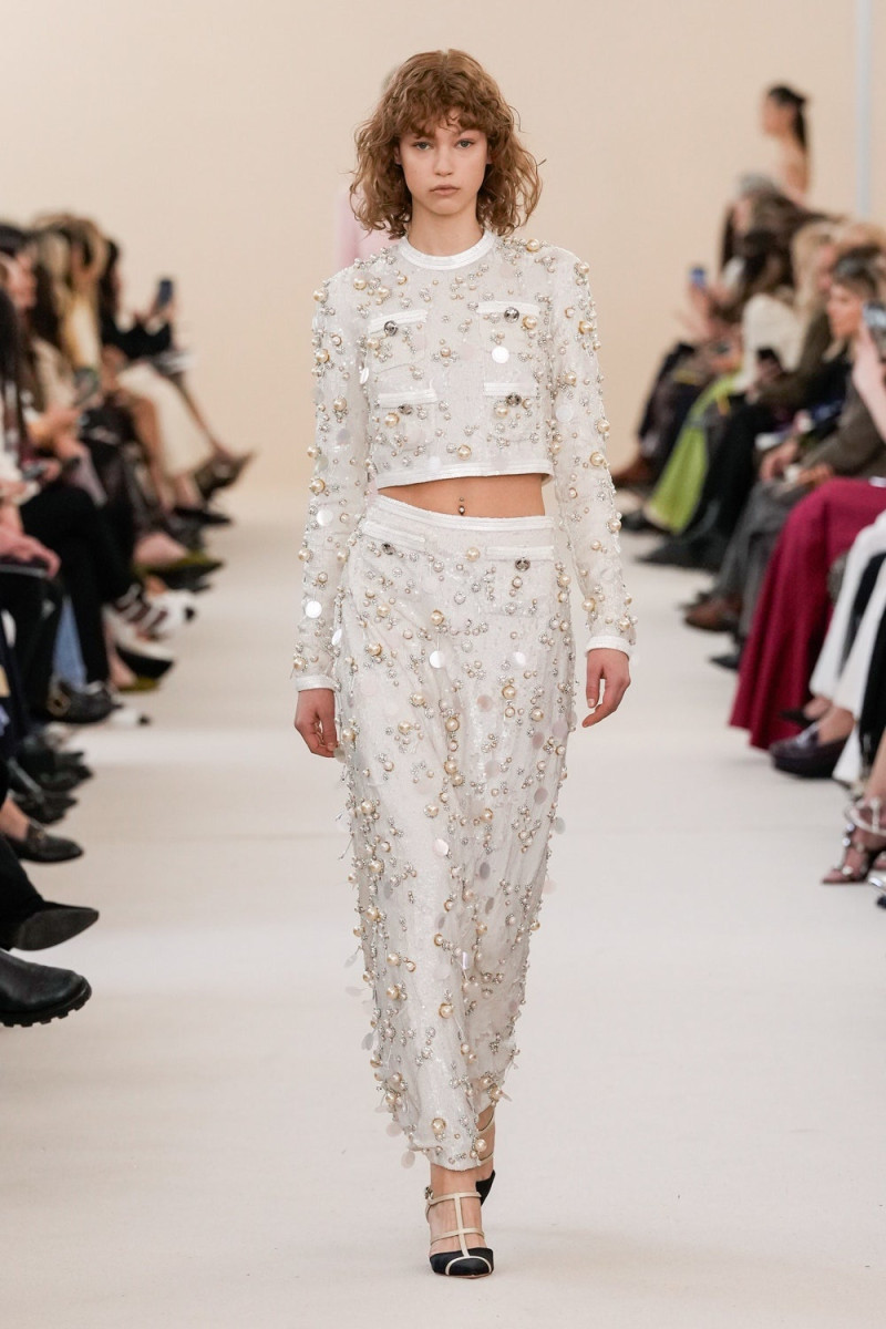 Giambattista Valli fashion show for Autumn/Winter 2024