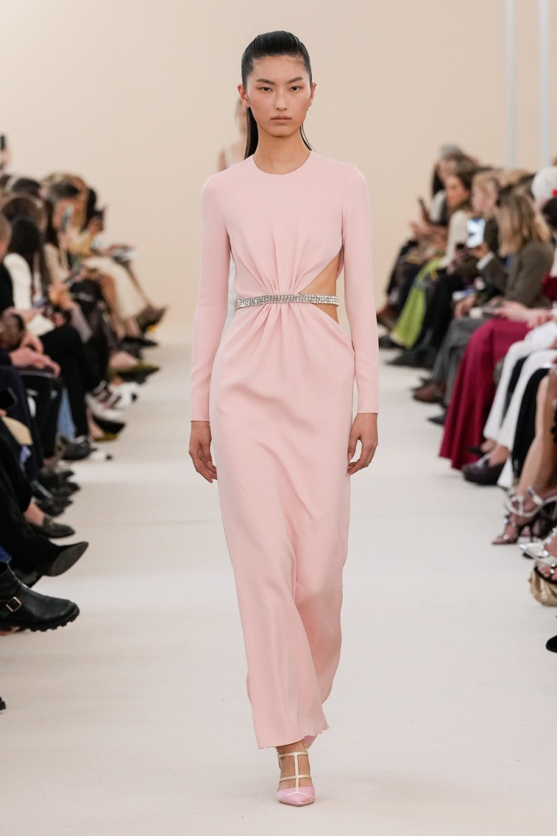 Xinyue Guo featured in  the Giambattista Valli fashion show for Autumn/Winter 2024