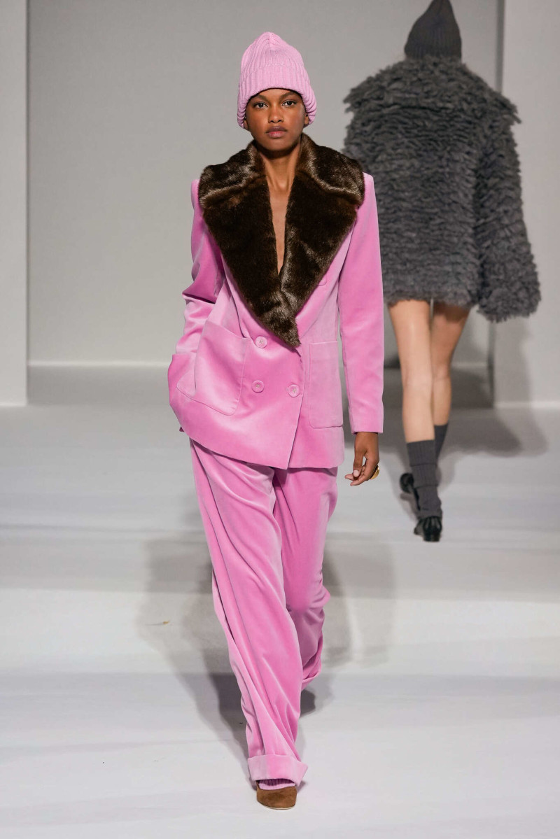 Luisa Spagnoli fashion show for Autumn/Winter 2024