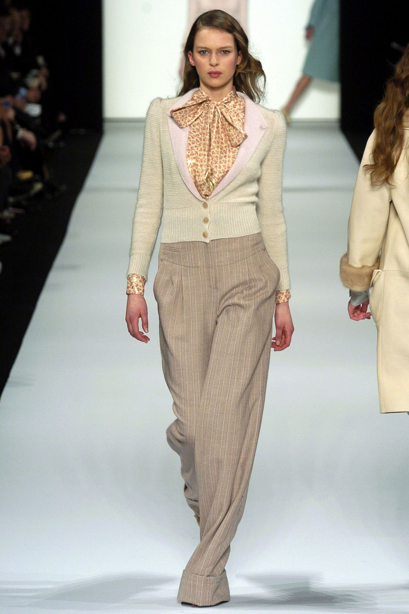 Marc Jacobs fashion show for Autumn/Winter 2004