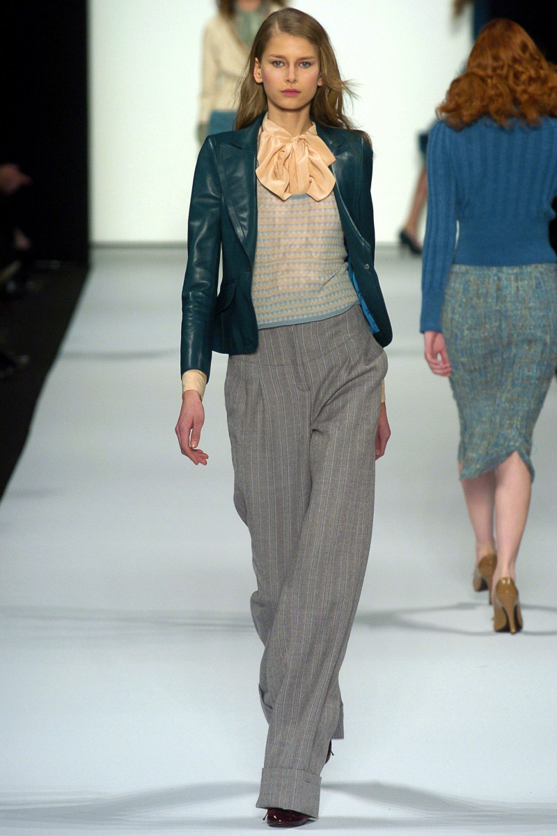 Marc Jacobs fashion show for Autumn/Winter 2004