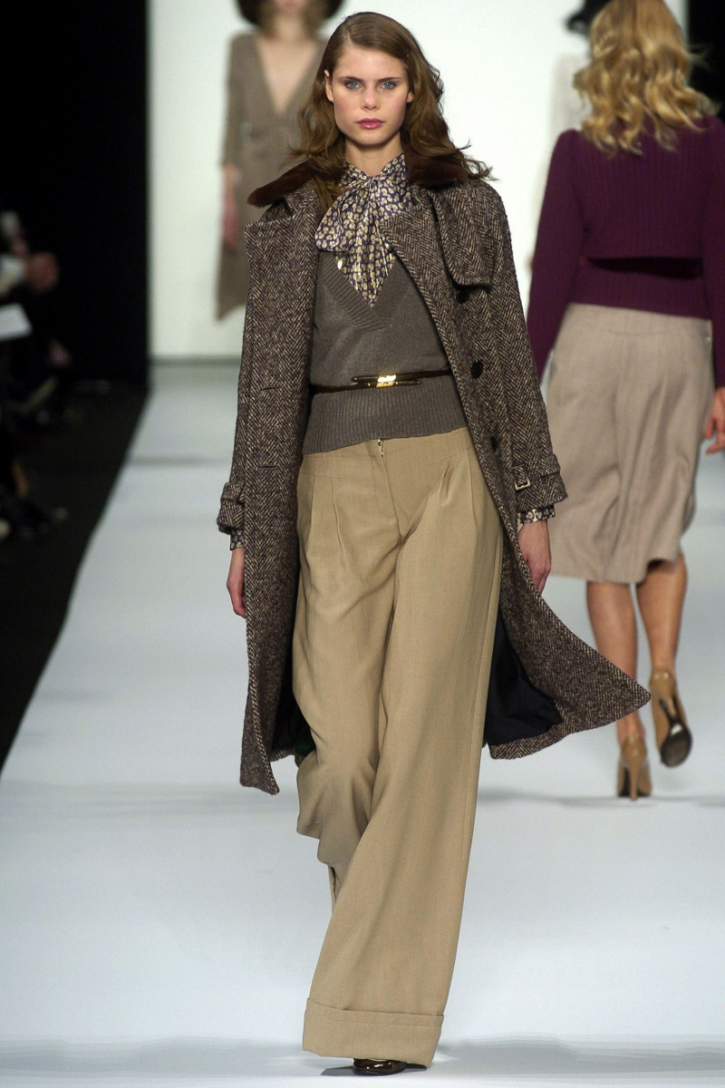 Marc Jacobs fashion show for Autumn/Winter 2004