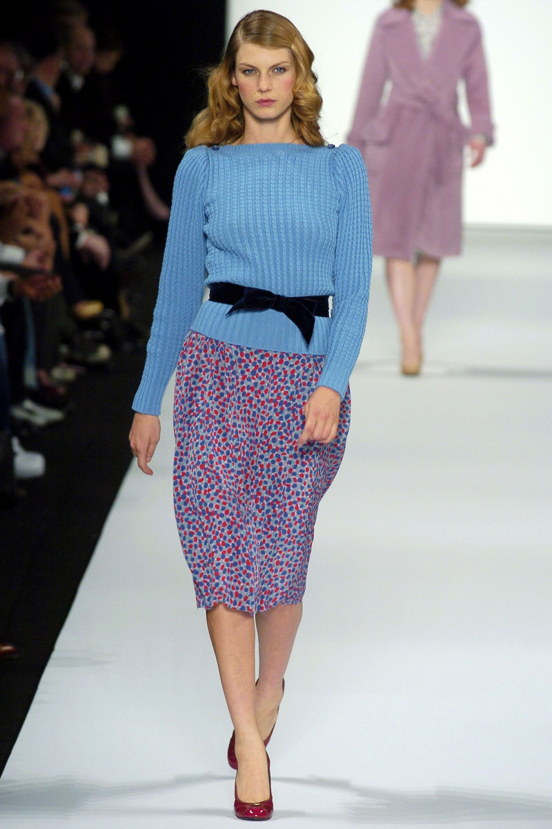 Marc Jacobs fashion show for Autumn/Winter 2004