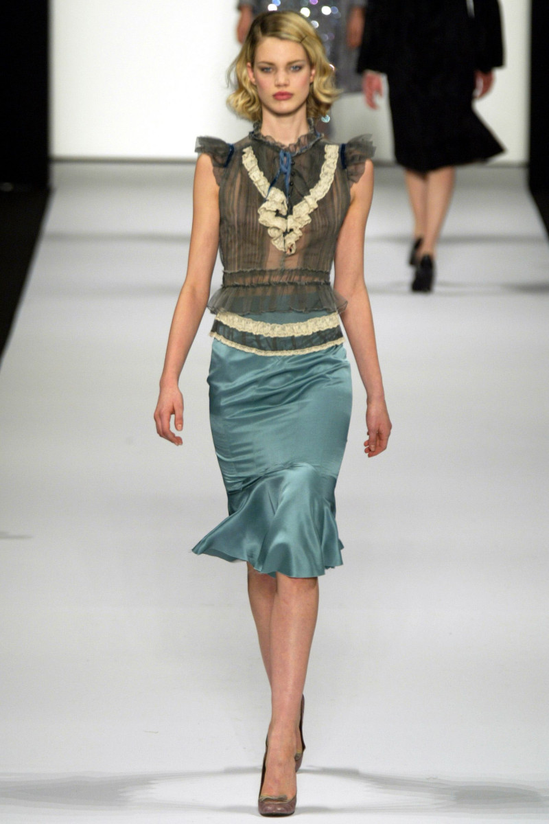 Marc Jacobs fashion show for Autumn/Winter 2004