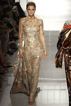 Emanuel Ungaro Haute-Couture fashion show for Autumn/Winter 2003