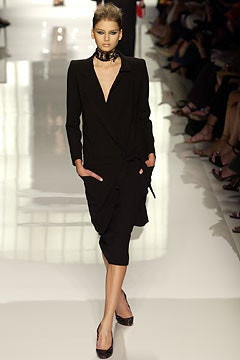 Emanuel Ungaro Haute-Couture fashion show for Autumn/Winter 2003