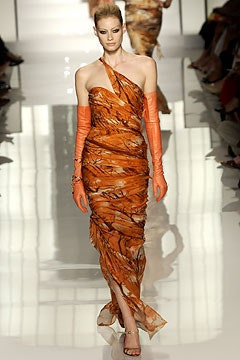 Emanuel Ungaro Haute-Couture fashion show for Autumn/Winter 2003