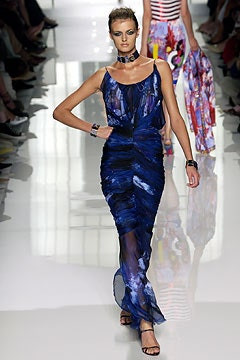 Emanuel Ungaro Haute-Couture fashion show for Autumn/Winter 2003