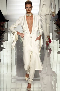 Emanuel Ungaro Haute-Couture fashion show for Autumn/Winter 2003