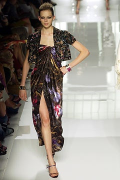 Emanuel Ungaro Haute-Couture fashion show for Autumn/Winter 2003