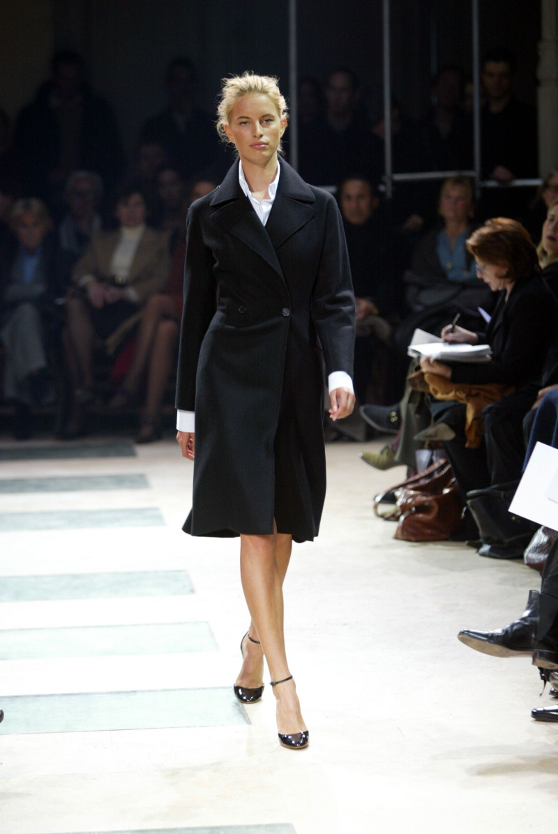 Karolina Kurkova featured in  the Alaia fashion show for Spring/Summer 2003