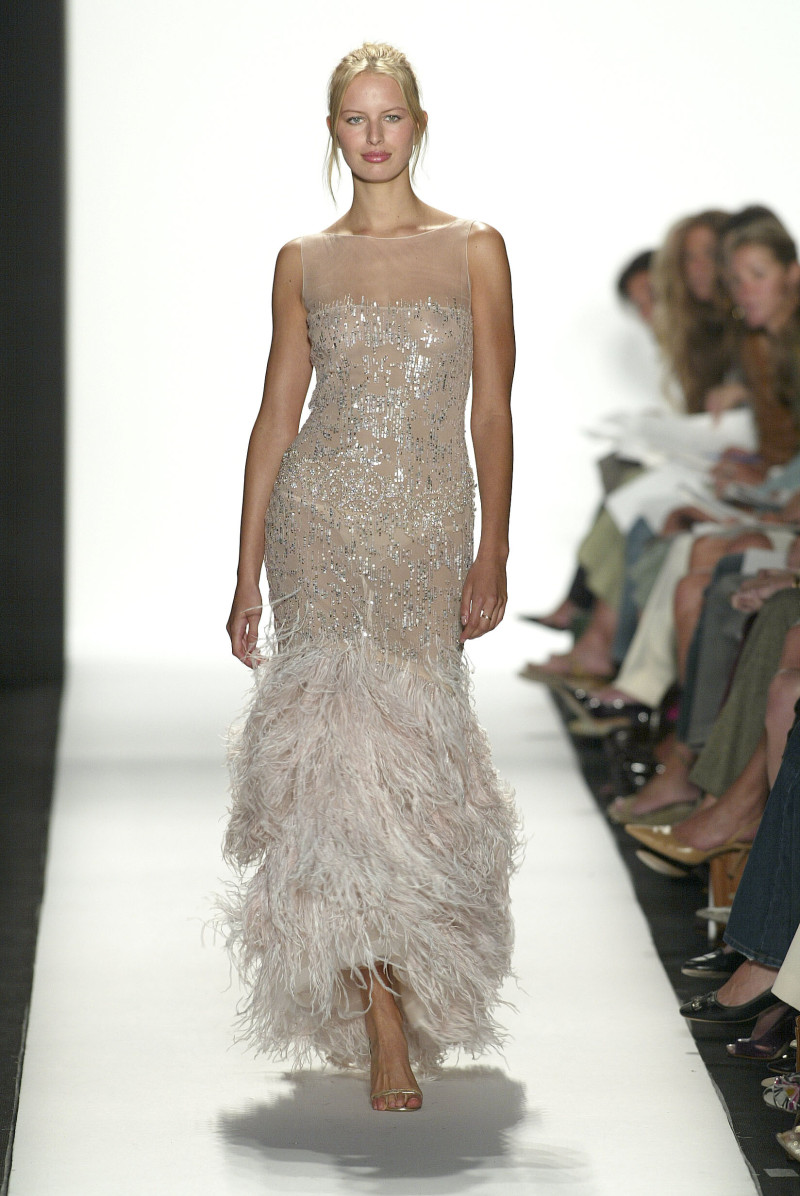 Karolina Kurkova featured in  the Oscar de la Renta fashion show for Spring/Summer 2005