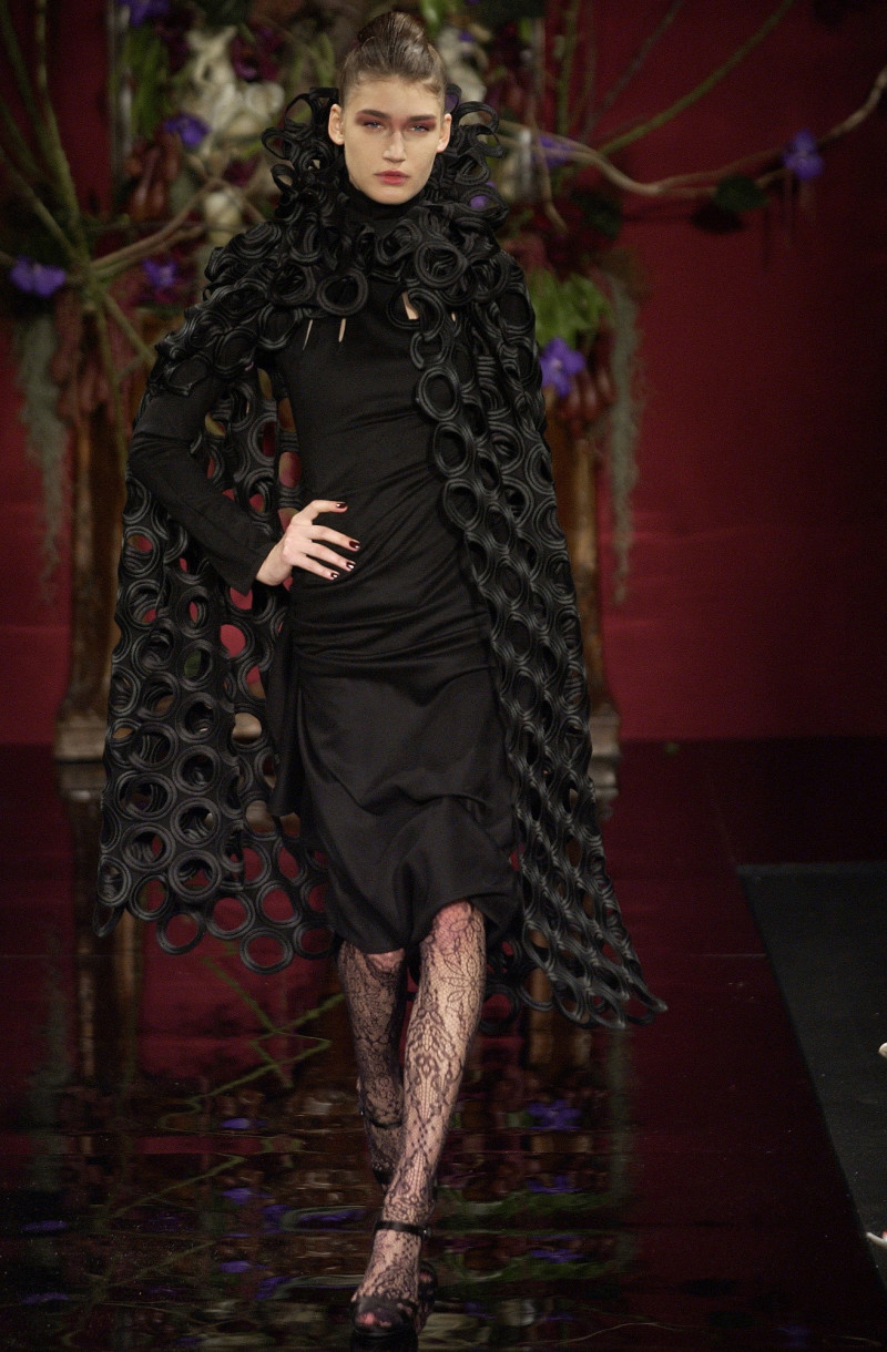 Givenchy Haute Couture fashion show for Autumn/Winter 2003