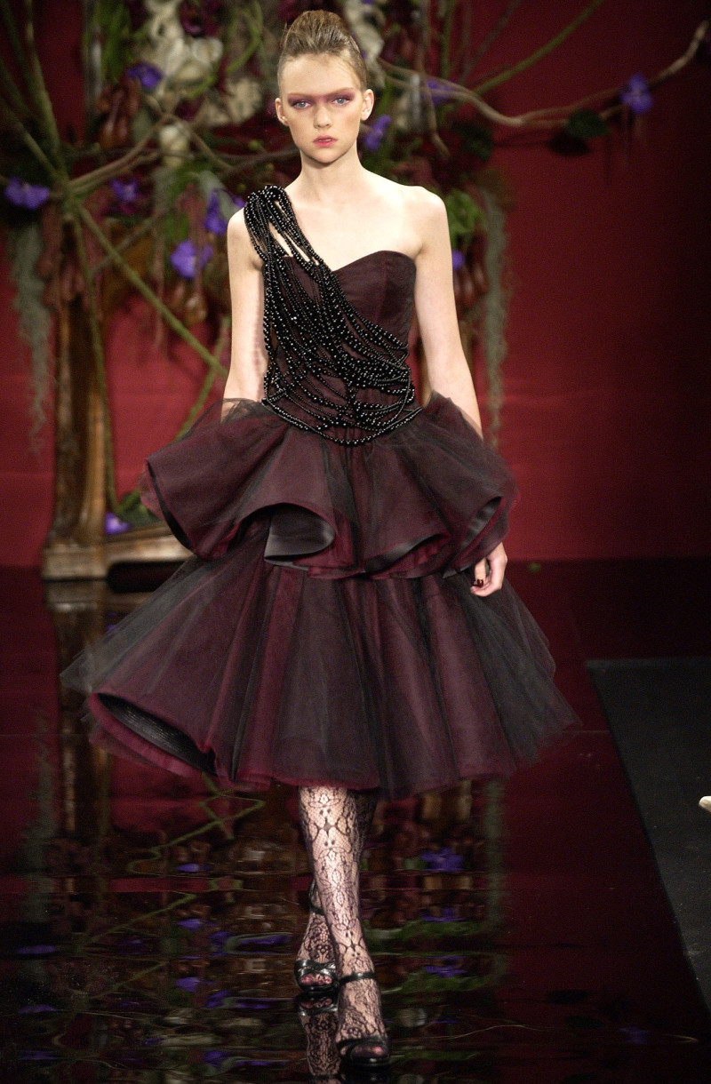 Givenchy Haute Couture fashion show for Autumn/Winter 2003