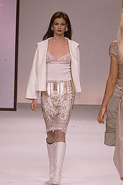 Valentino fashion show for Autumn/Winter 2000