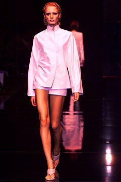 Gianfranco Ferré fashion show for Spring/Summer 2002