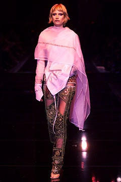 Gianfranco Ferré fashion show for Spring/Summer 2002