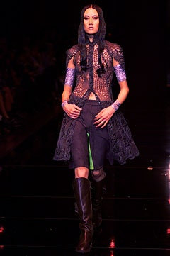 Gianfranco Ferré fashion show for Spring/Summer 2002