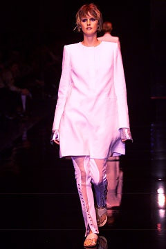 Gianfranco Ferré fashion show for Spring/Summer 2002