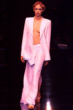 Gianfranco Ferré fashion show for Spring/Summer 2002