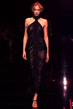 Gianfranco Ferré fashion show for Spring/Summer 2002