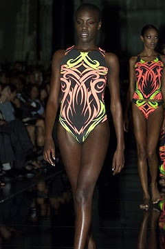 Gianfranco Ferré fashion show for Spring/Summer 2002