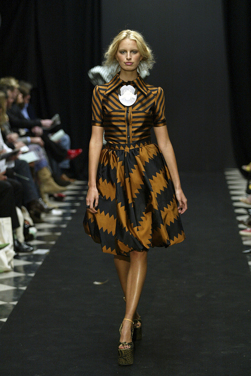 Karolina Kurkova featured in  the Giles Deacon fashion show for Spring/Summer 2005