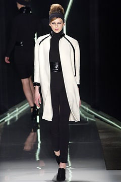 Donna Karan New York fashion show for Autumn/Winter 2003