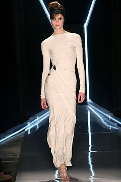 Donna Karan New York fashion show for Autumn/Winter 2003