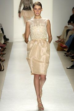 Oscar de la Renta fashion show for Spring/Summer 2004