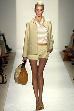 Oscar de la Renta fashion show for Spring/Summer 2004