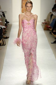 Oscar de la Renta fashion show for Spring/Summer 2004