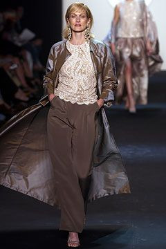Bill Blass fashion show for Spring/Summer 2004