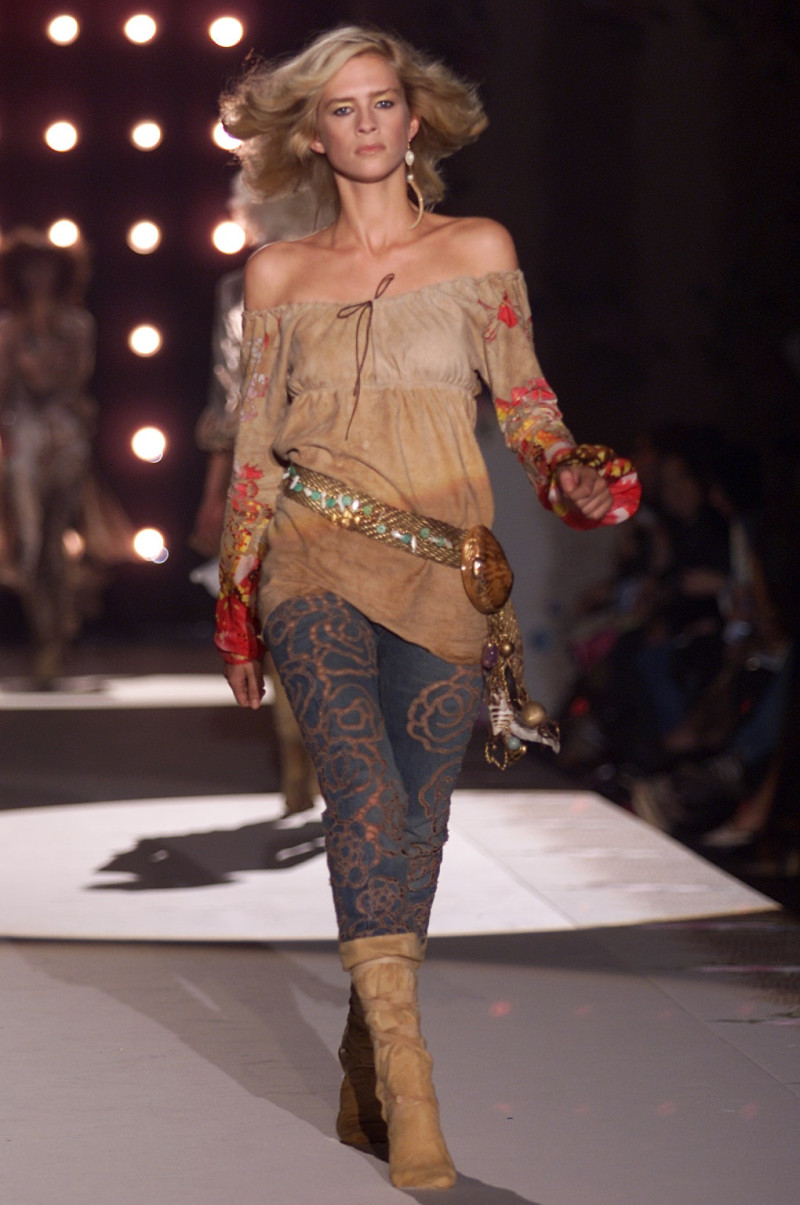 Roberto Cavalli fashion show for Spring/Summer 2002