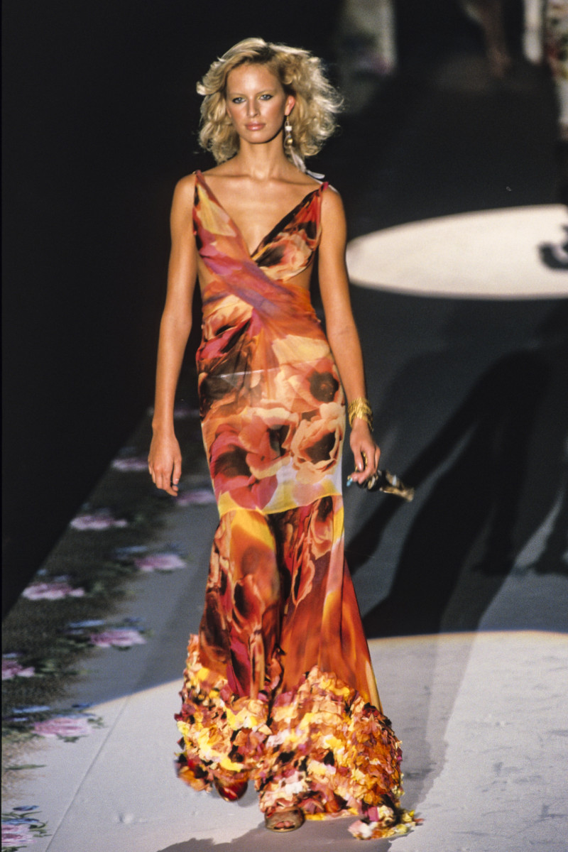 Karolina Kurkova featured in  the Roberto Cavalli fashion show for Spring/Summer 2002