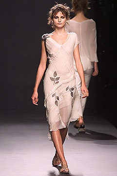 Alberta Ferretti fashion show for Spring/Summer 2002