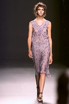 Alberta Ferretti fashion show for Spring/Summer 2002