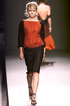 Alberta Ferretti fashion show for Spring/Summer 2002