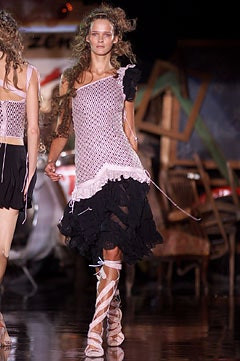 Antonio Berardi fashion show for Spring/Summer 2002