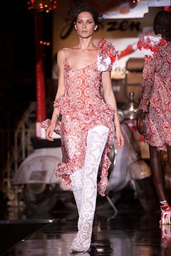Antonio Berardi fashion show for Spring/Summer 2002